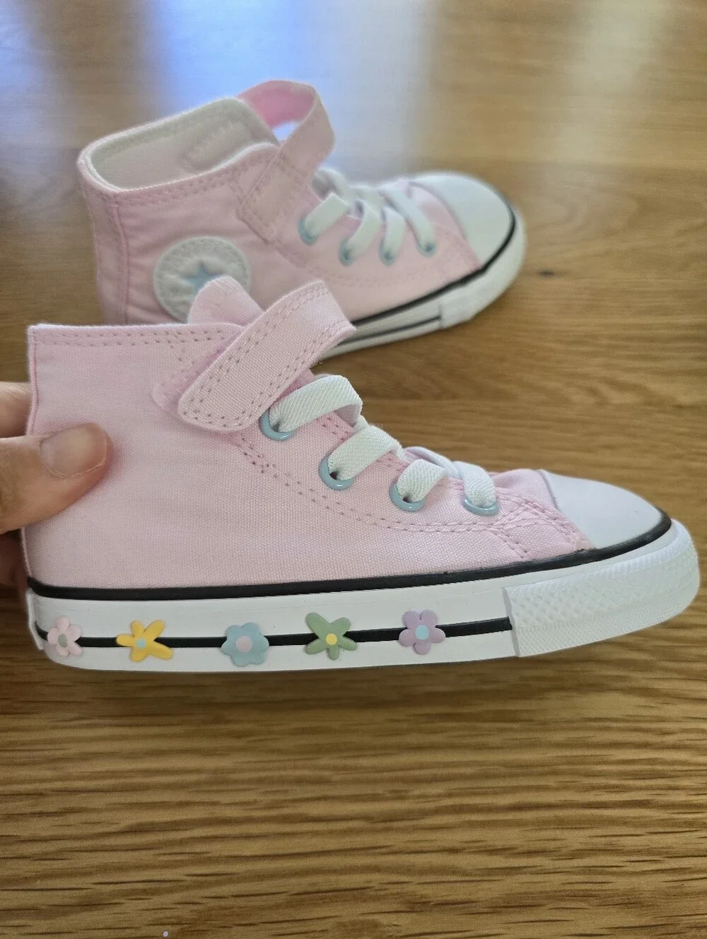 New Converse Kids Pink High-Top Sneakers with Velcro Strap